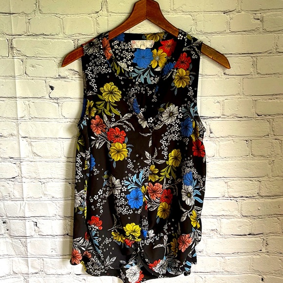 Pink Rose Multicolor Floral Sleeveless Pullover Front Knotted Blouse Size M - Picture 1 of 5